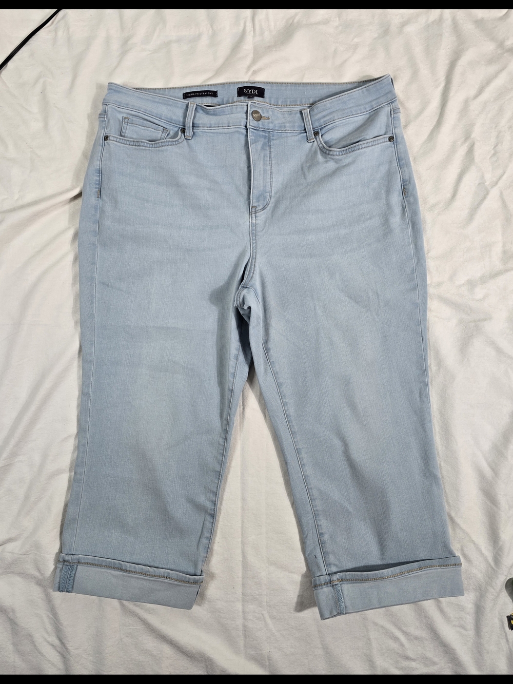NYDJ Capri Pant in Pale Blue